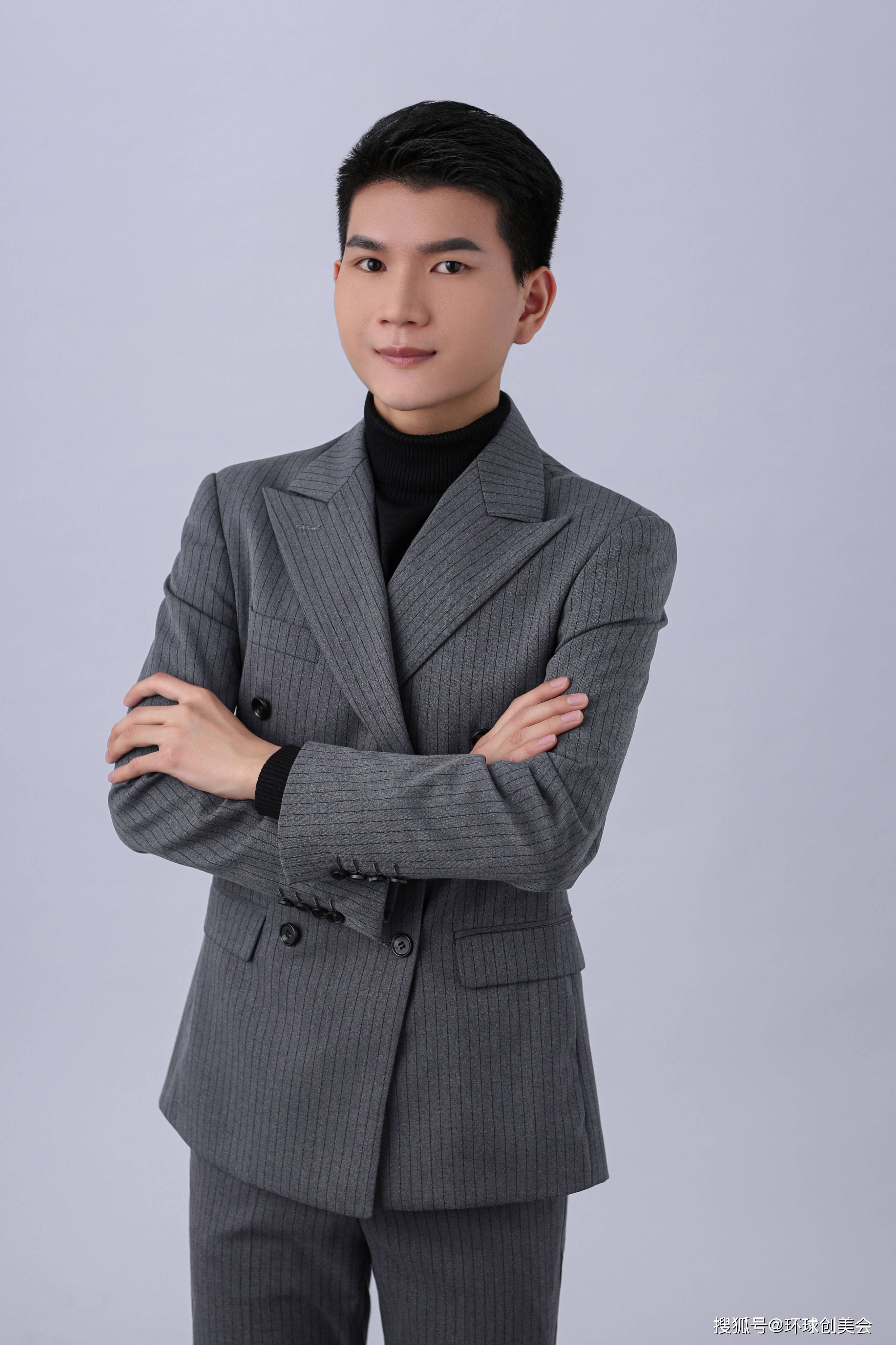 桂小均 视觉与舞美负责人